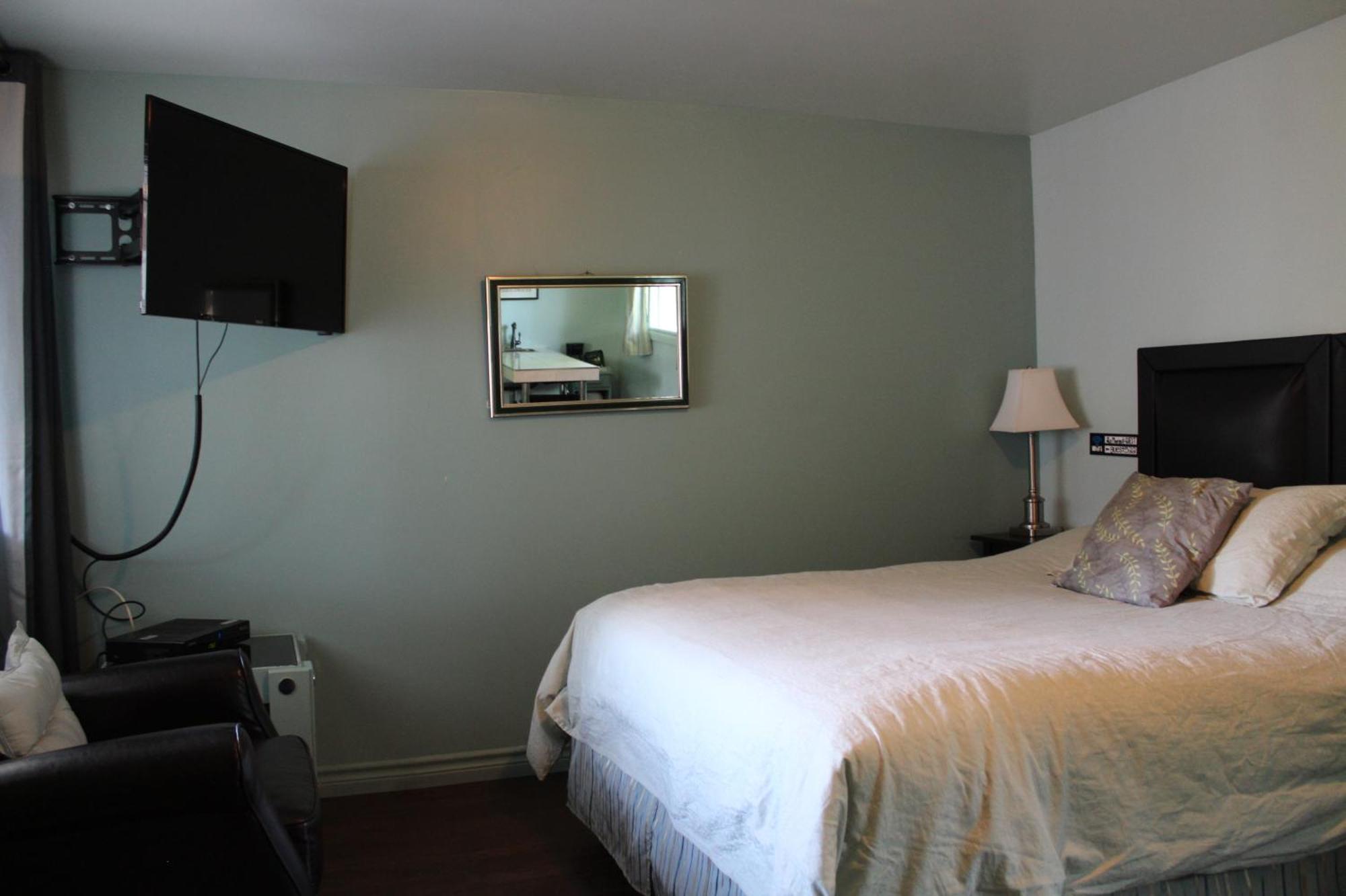 Le Marigot Hotel Vaudreuil-Dorion Ngoại thất bức ảnh